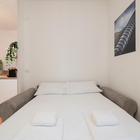 I Host Apartment - Gressoney 1 Милано Екстериор снимка